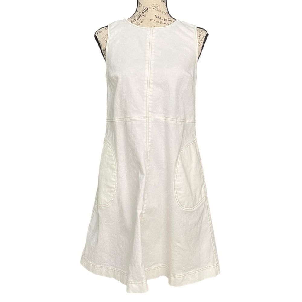 Lauren by Ralph LaurenโDenim Fit-and-Flare Dress with Pockets in Size 6